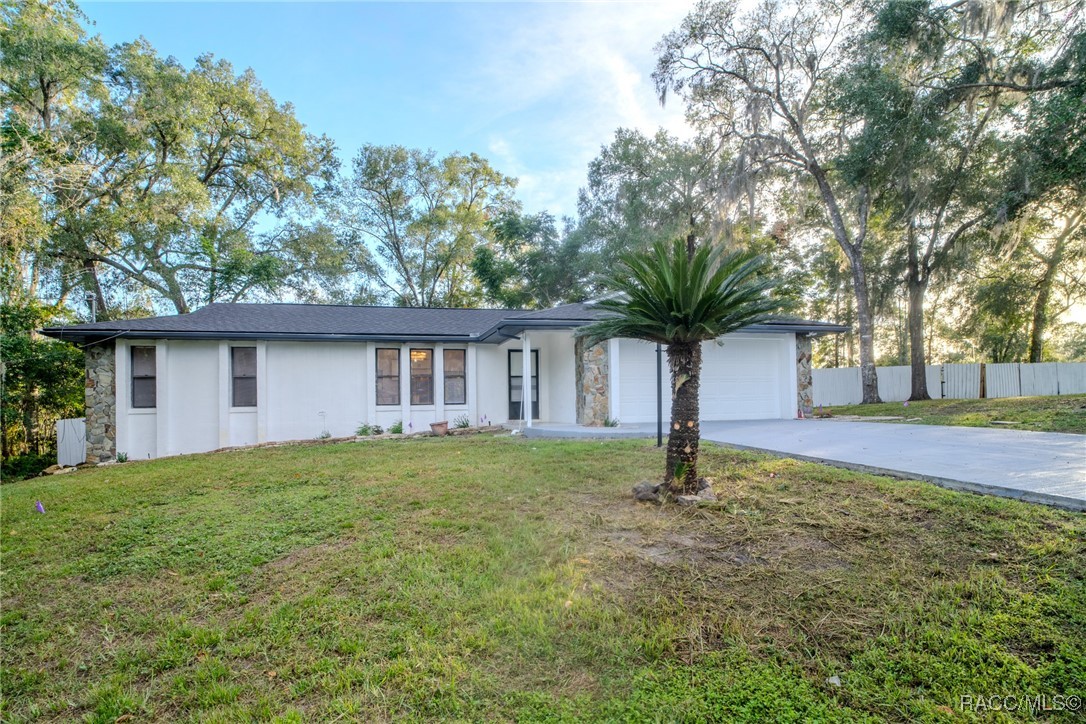 6096 & 6080 E Tremont Street