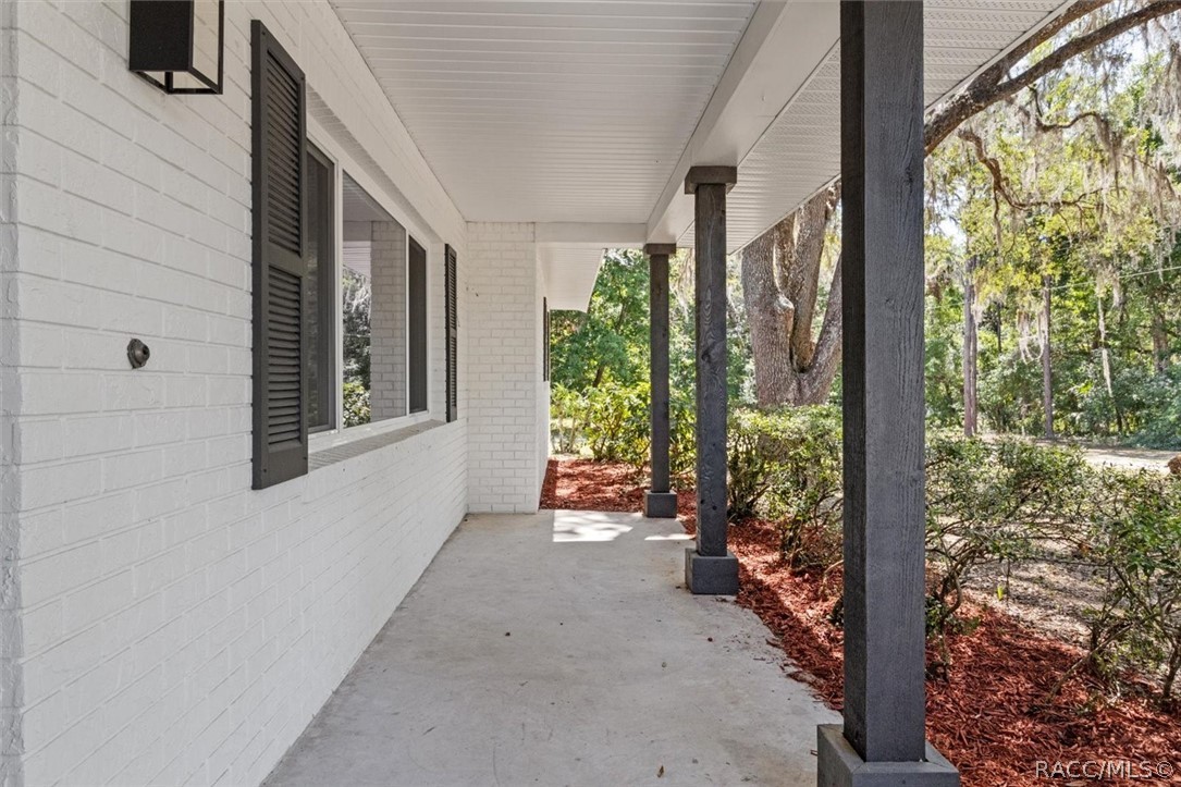 1255 E Estate Point