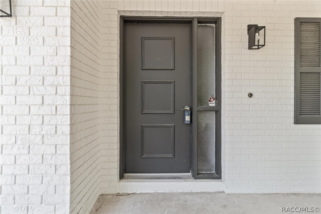 1255 E Estate Point