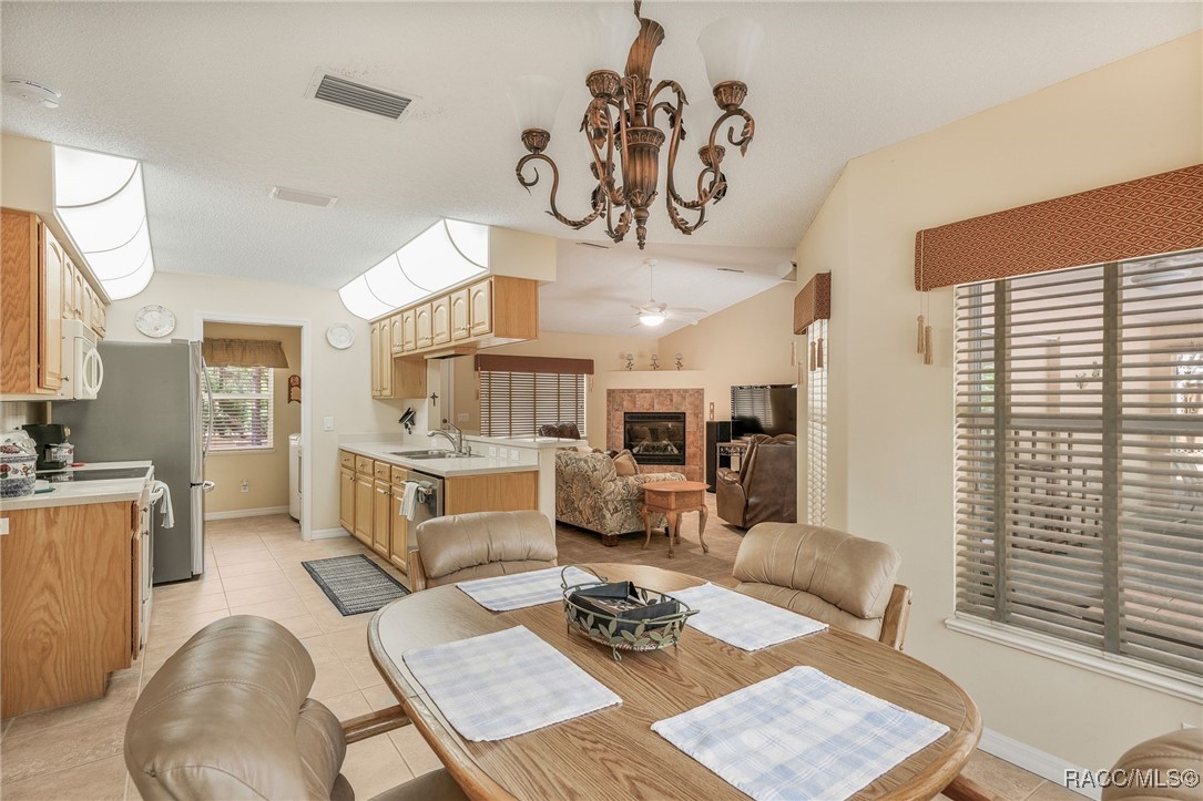 Hernando, Florida 34442, United States, 3 Bedrooms Bedrooms, ,2 BathroomsBathrooms,Residential,Pending,112497