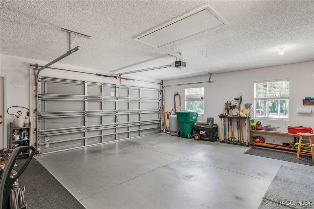 Hernando, Florida 34442, United States, 3 Bedrooms Bedrooms, ,2 BathroomsBathrooms,Residential,Pending,112497