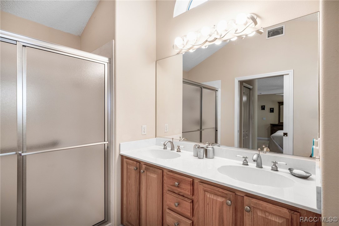 Hernando, Florida 34442, United States, 3 Bedrooms Bedrooms, ,2 BathroomsBathrooms,Residential,Pending,112497