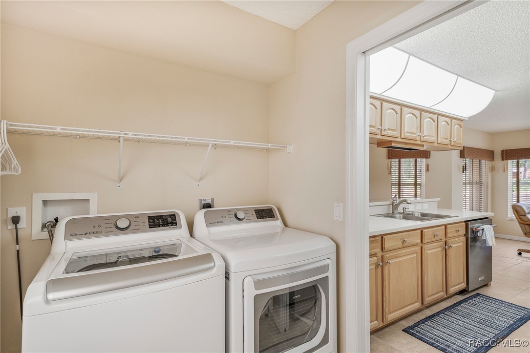 Hernando, Florida 34442, United States, 3 Bedrooms Bedrooms, ,2 BathroomsBathrooms,Residential,Pending,112497