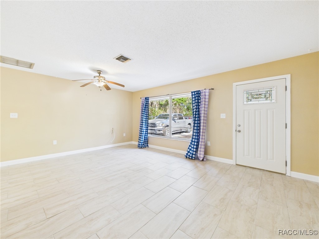 1440 NW 21st Street, Crystal River, Florida image 5