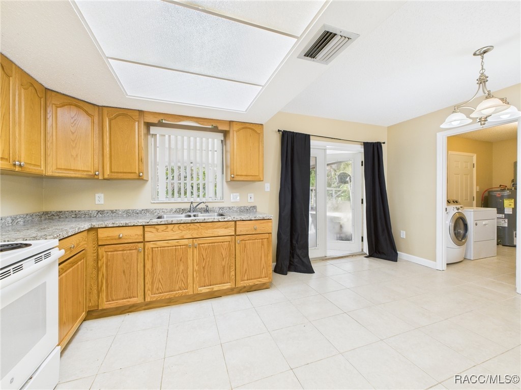 1440 NW 21st Street, Crystal River, Florida image 7