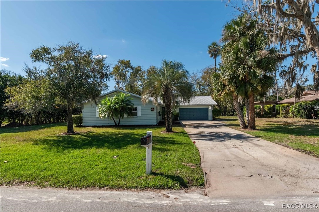 2178 N Watersedge Drive, Crystal River, Florida image 4