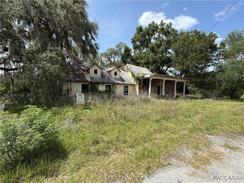 Homes For Sale - 7825 E Stage Coach Trail<br/> Floral City, FL 34436