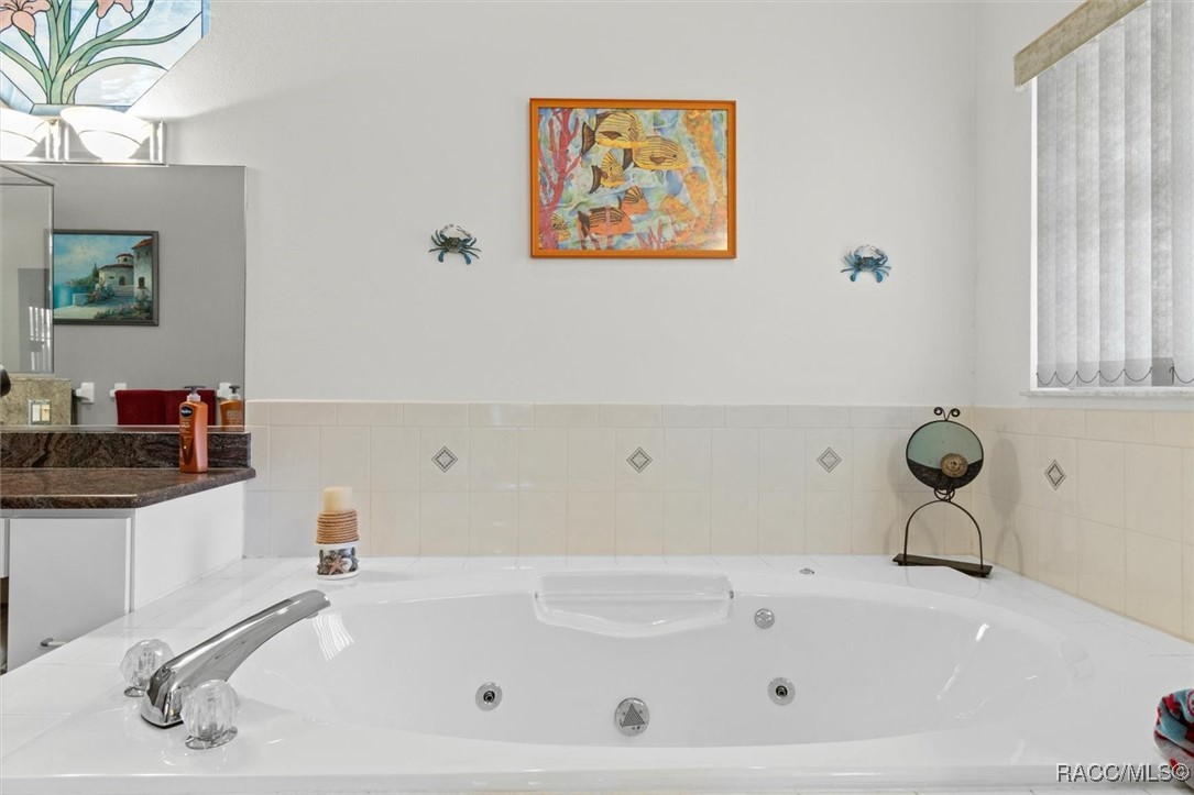 2250 N Watersedge Drive, Crystal River, New York image 30