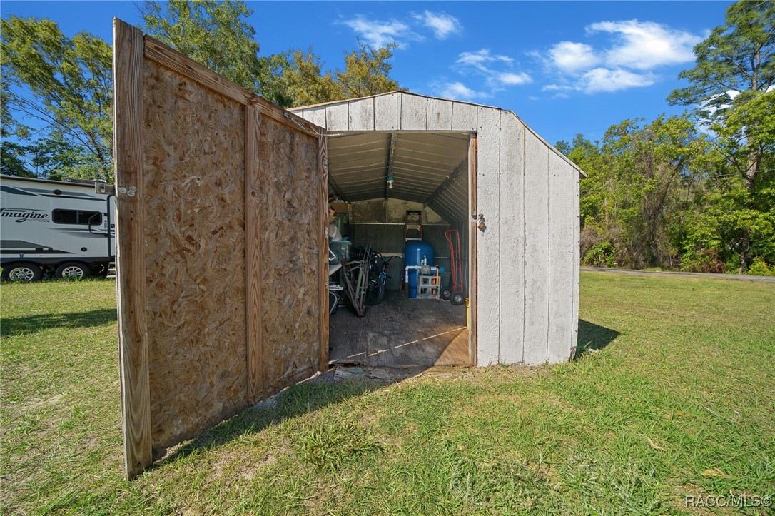 3266 S Westmoreland Drive, Homosassa, New York image 43