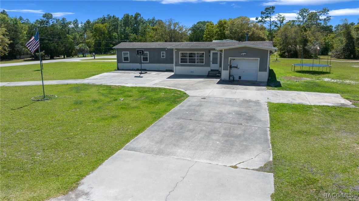 3266 S Westmoreland Drive, Homosassa, New York image 5