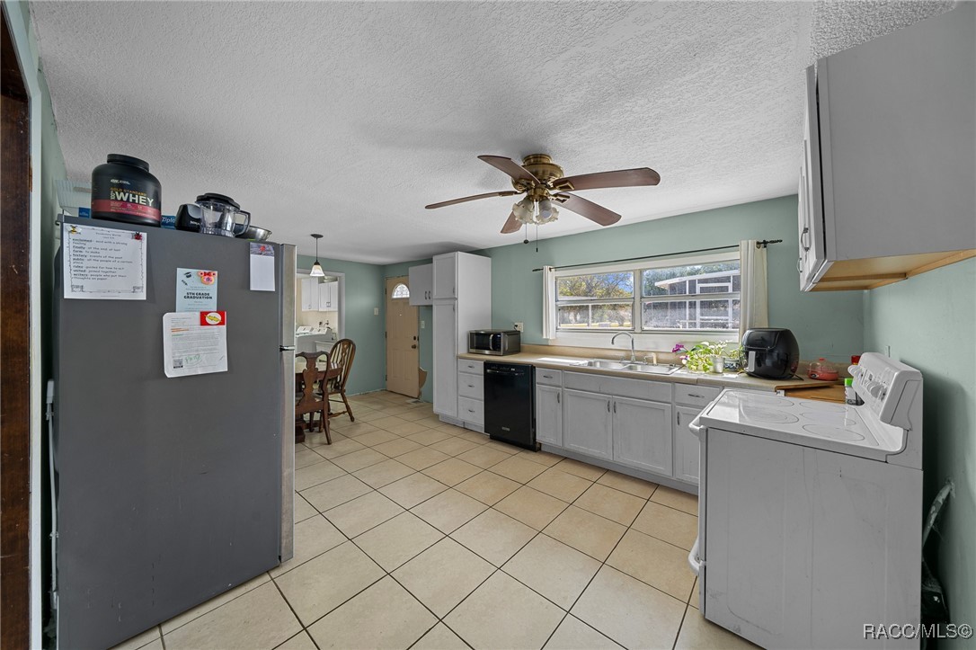 3266 S Westmoreland Drive, Homosassa, New York image 21