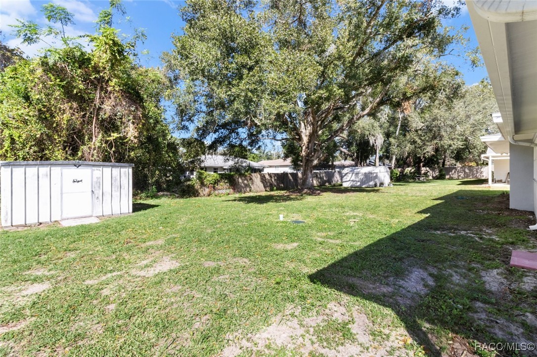 735 Carnegie Drive, Inverness, Florida image 37