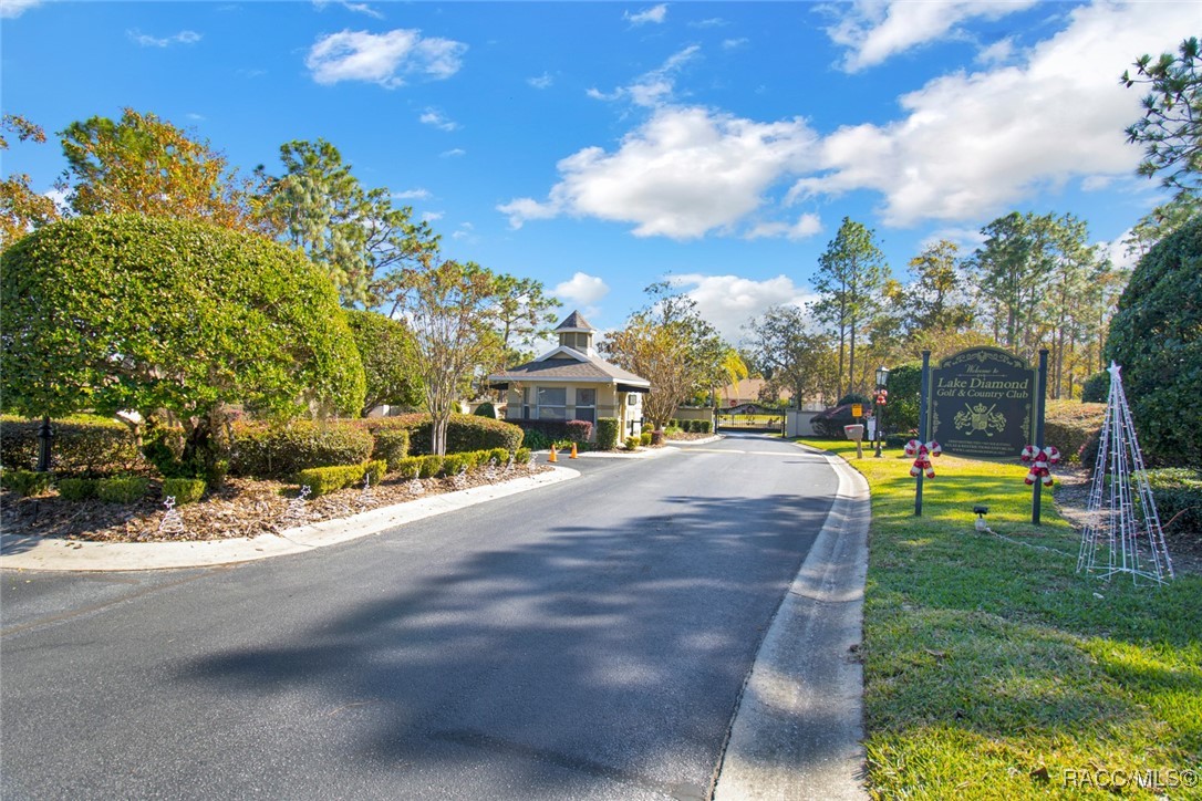 8 Diamond Club Road, Ocala, Florida image 3