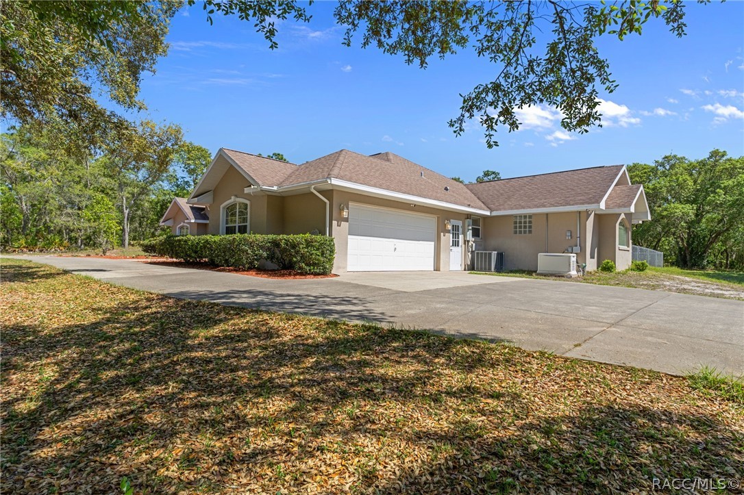 2220 N Sheriff Drive