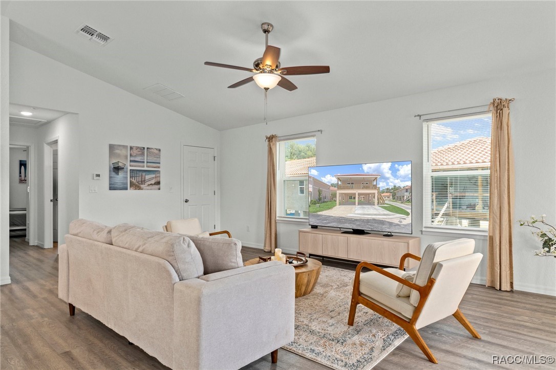 10200 W Waterlander Loop, Homosassa, New York image 5