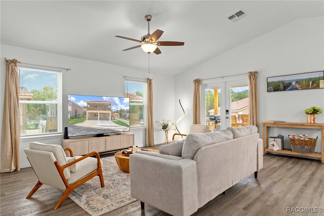 10200 W Waterlander Loop, Homosassa, New York image 6