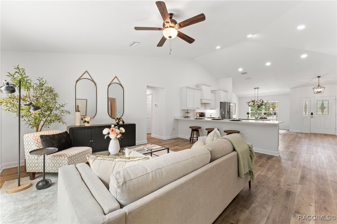 8276 N Star Blaze Drive, Crystal River, Florida image 24