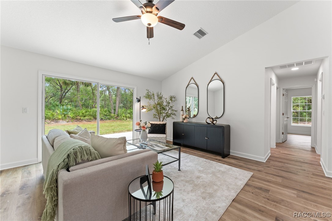 8276 N Star Blaze Drive, Crystal River, Florida image 23