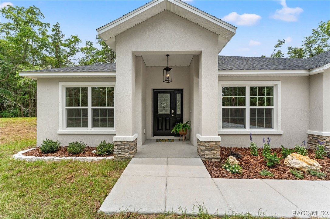 8276 N Star Blaze Drive, Crystal River, Florida image 7