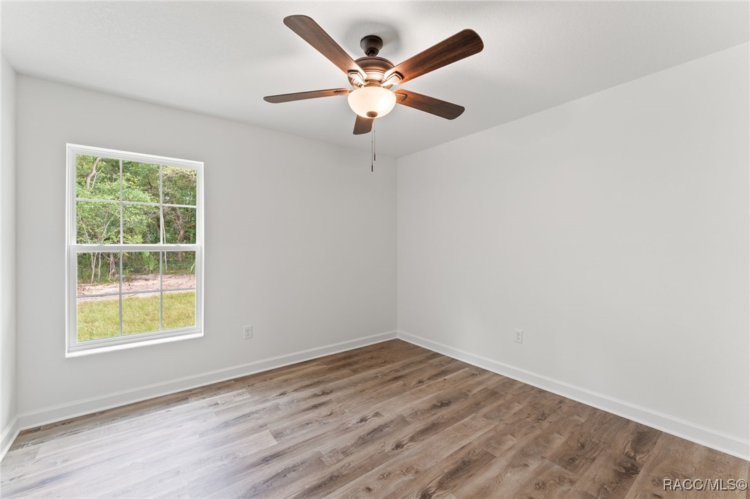 8276 N Star Blaze Drive, Crystal River, Florida image 38