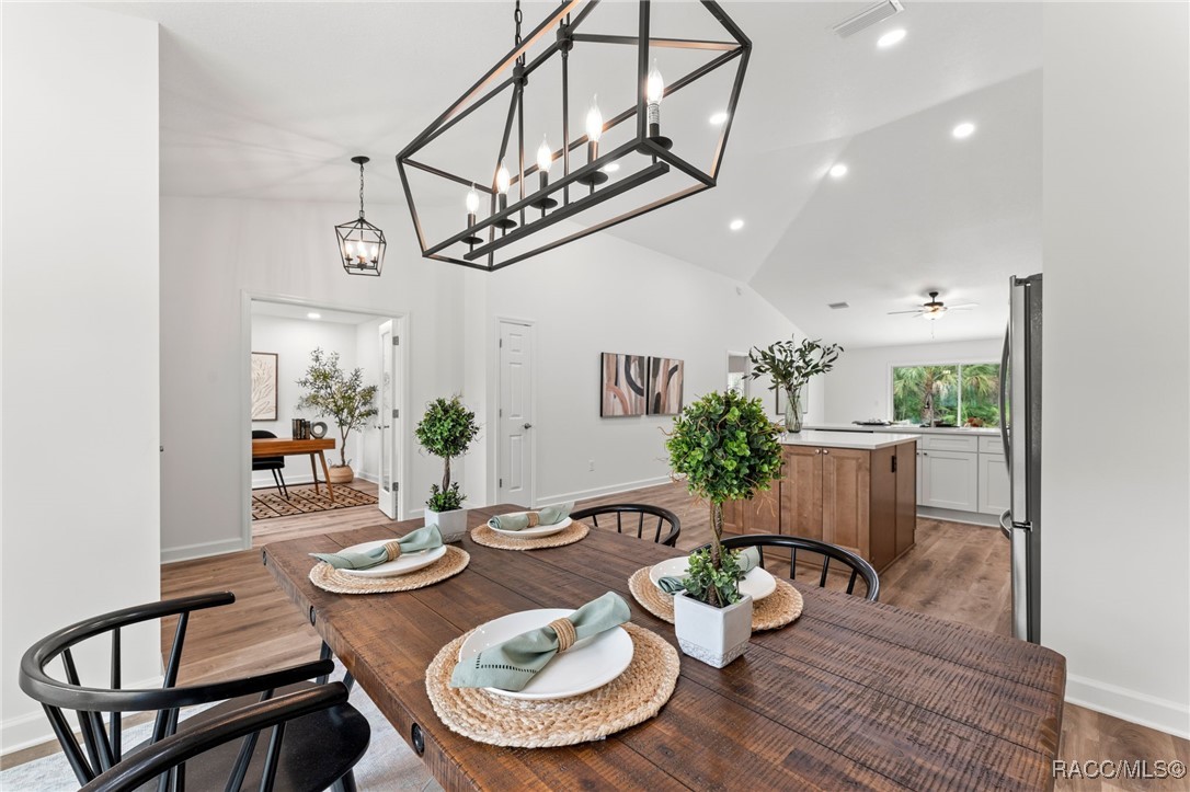 8276 N Star Blaze Drive, Crystal River, Florida image 16