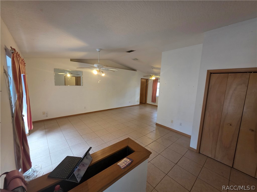 5131 S Hummingbird Avenue