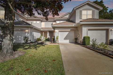 Townhouse For Sale - 1589 W Sweet Oaks Court<br/> Citrus County, Lecanto, FL 34461