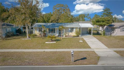 A home in Citrus Springs