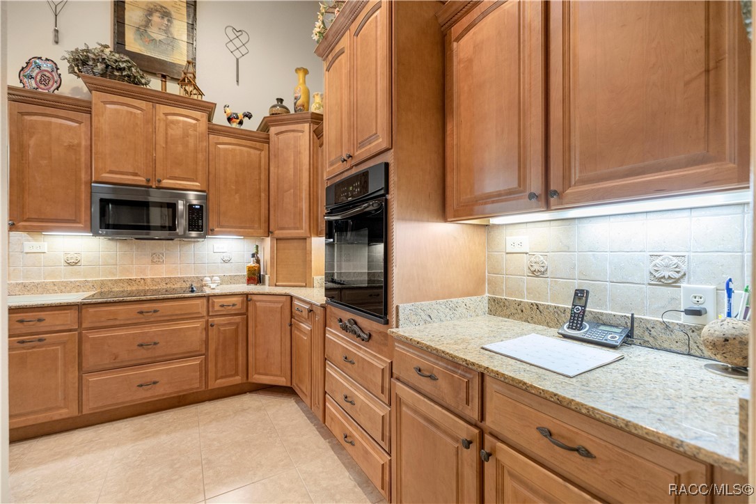 5889 NE 43rd Lane Road, Silver Springs, Florida image 17