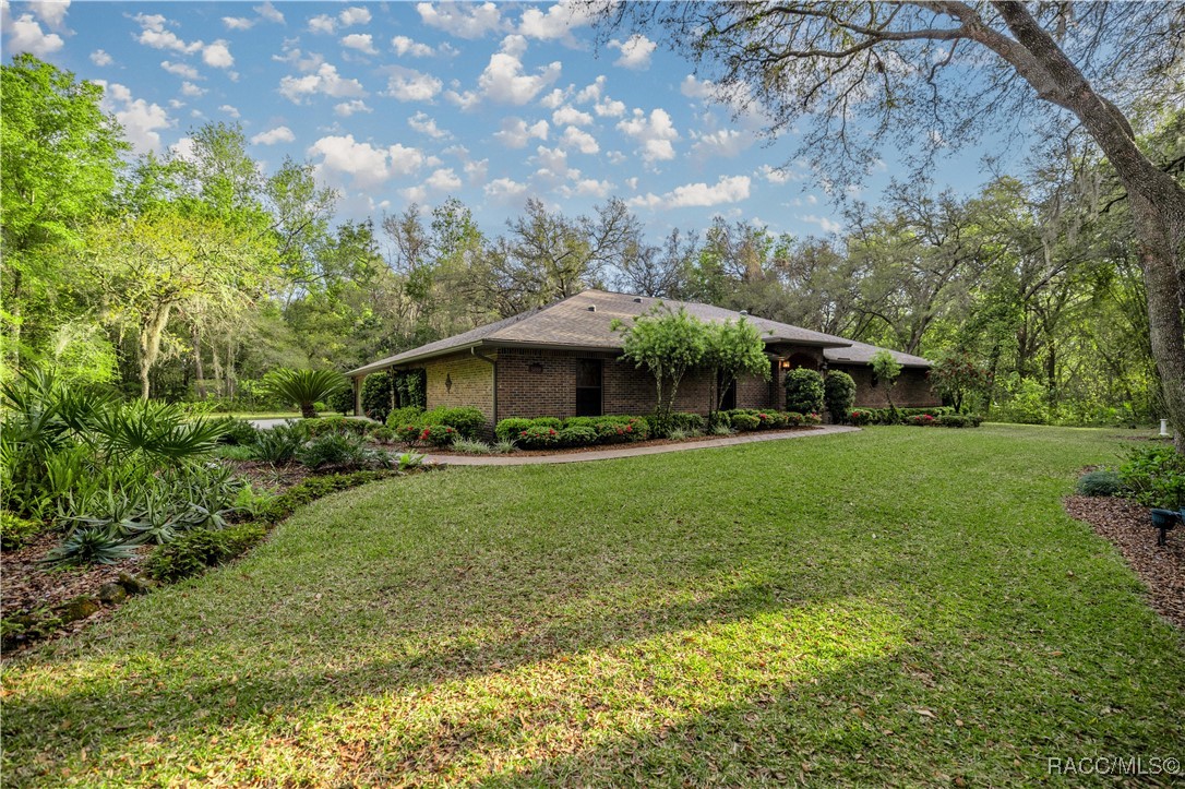 5889 NE 43rd Lane Road, Silver Springs, Florida image 6