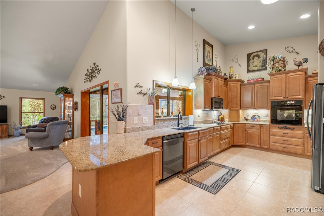 5889 NE 43rd Lane Road, Silver Springs, Florida image 16