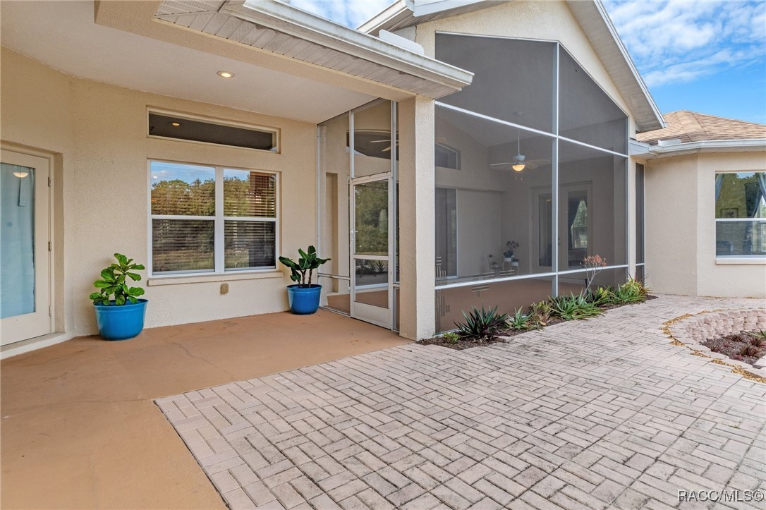 11004 Carnes Street, Weeki Wachee, Florida image 32