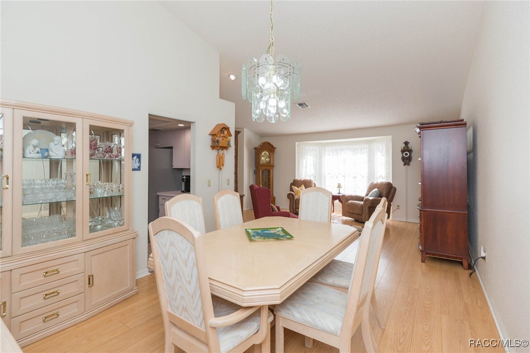 31 Colonial Road, White Plains, New York image 10