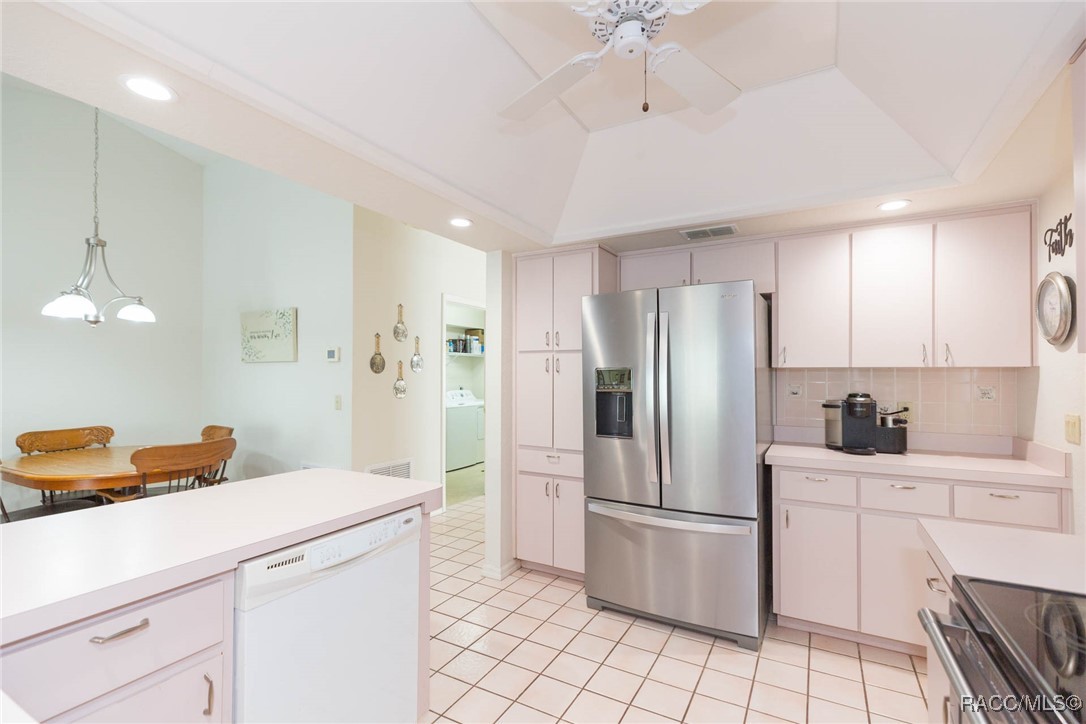 31 Colonial Road, White Plains, New York image 15