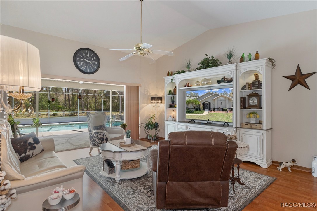 5557 N Sierra Terrace, Beverly Hills, Florida image 14
