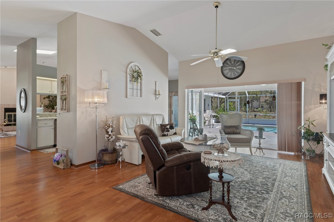 5557 N Sierra Terrace, Beverly Hills, Florida image 12