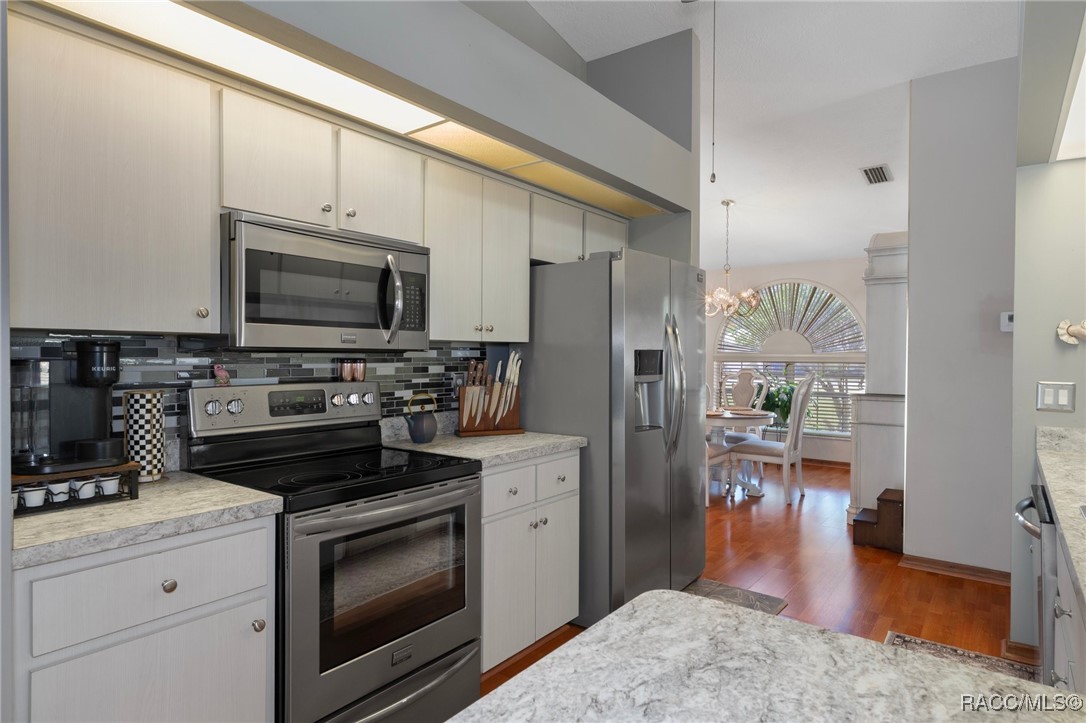 5557 N Sierra Terrace, Beverly Hills, Florida image 23