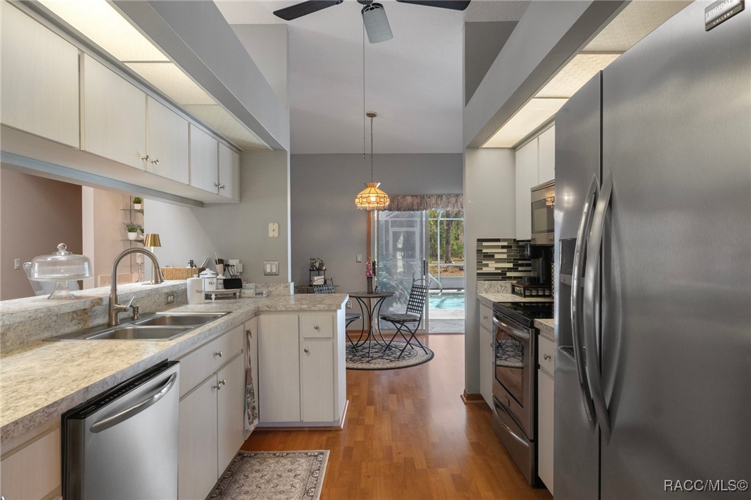 5557 N Sierra Terrace, Beverly Hills, Florida image 24