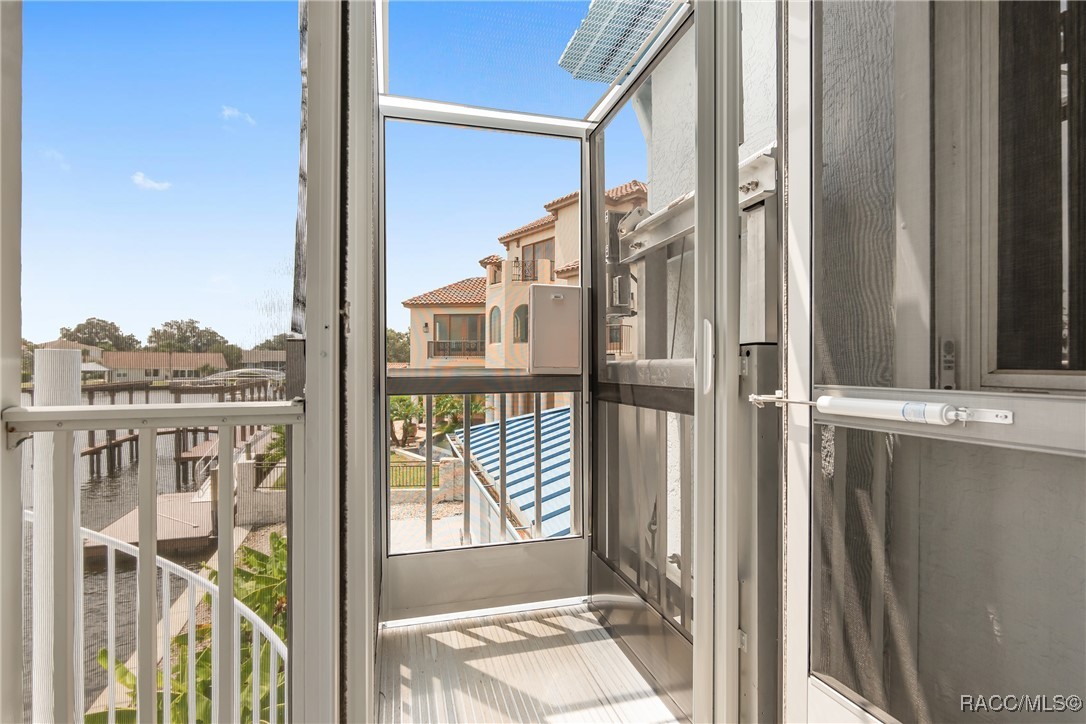 2243 N Kings Cove Point, Crystal River, Florida image 27