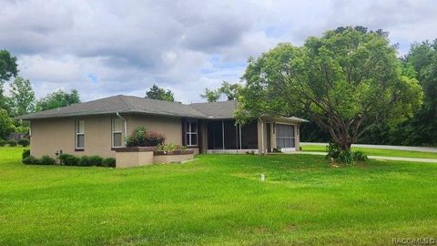 A home in Citrus Springs