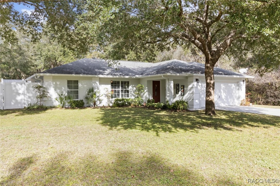 4039 E Byrd Street, Inverness, Florida image 2