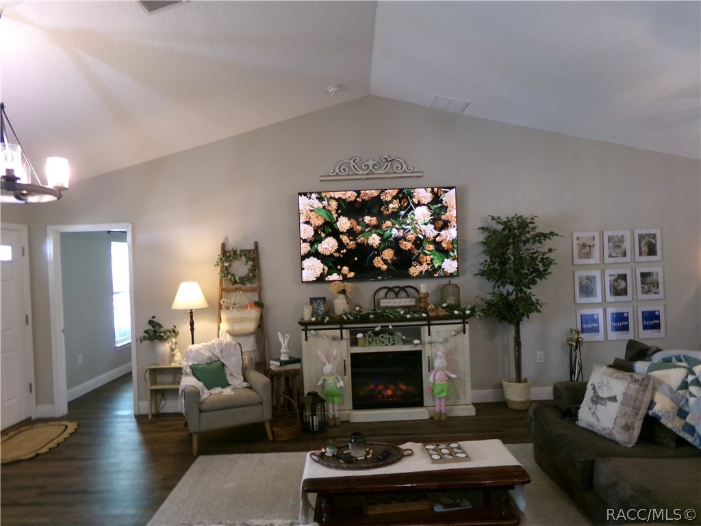 2454 W Riley Drive