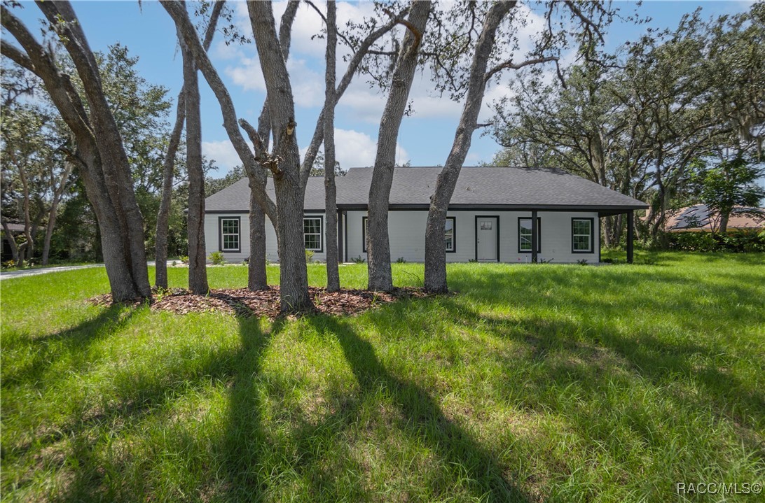 530 N Highview Avenue