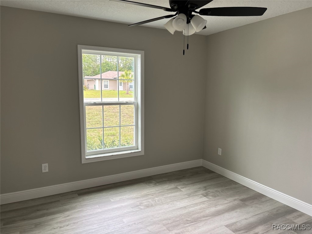 9396 N Pineview Way, Citrus Springs, Florida image 29