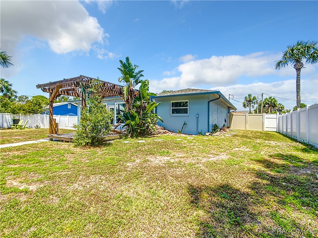 11290 W Coral Court, Crystal River, New York image 11