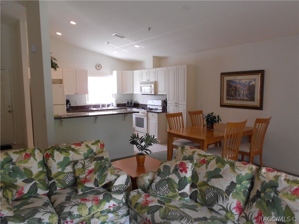 4450 E Windmill Drive #205, Inverness, Florida image 12