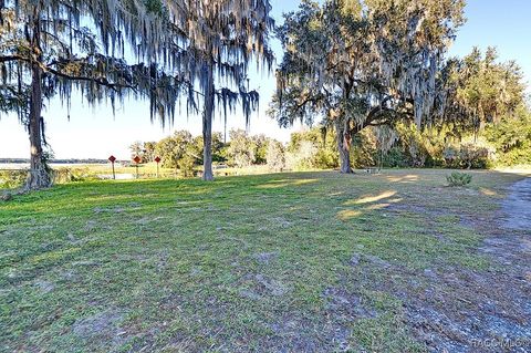 A home in Hernando