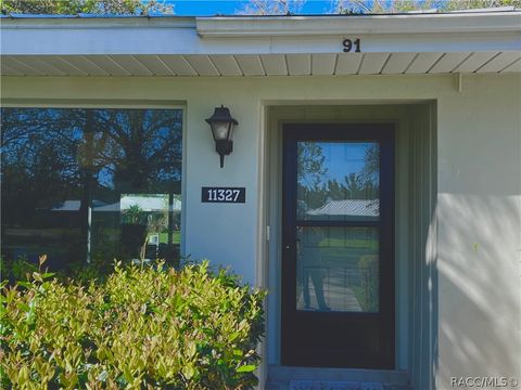 Homes For Sale - 11327 W Bayshore Drive<br/> Crystal River, FL 34429