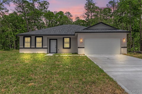 Homes For Sale - 1377 W Alexander Drive<br/> Citrus County, Citrus Springs, FL 34434
