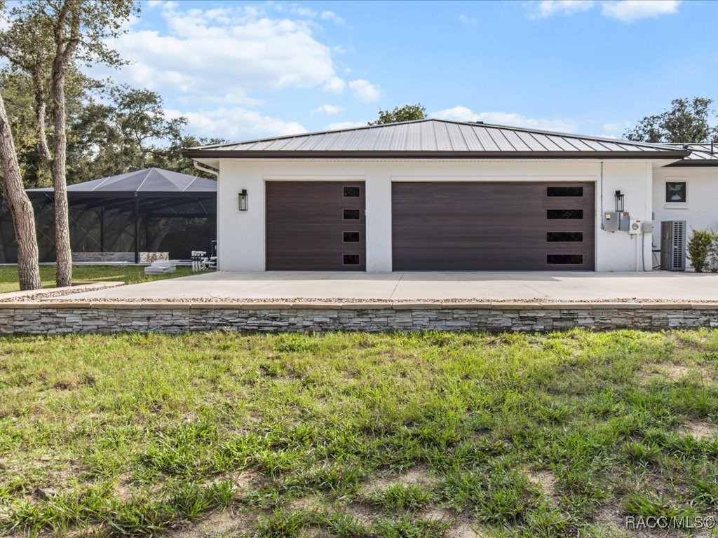 3937 W Shadow Creek Loop